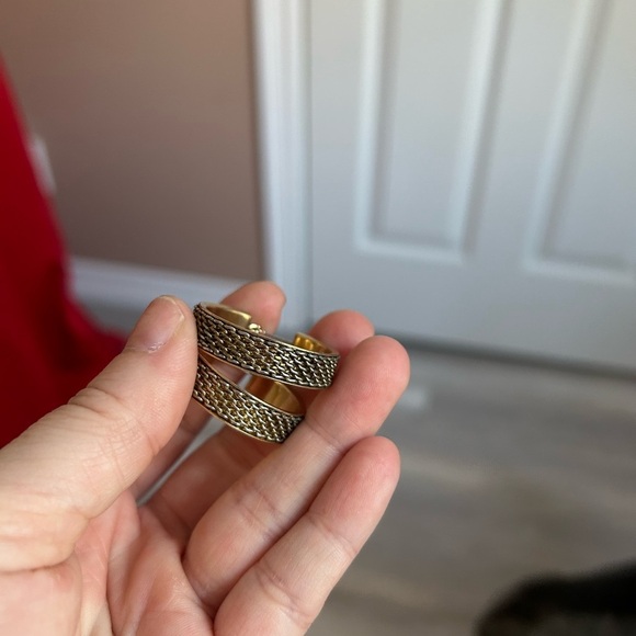 4/$50 Gold Textured Hoop Earrings VTG mesh 😊 - Picture 3 of 7